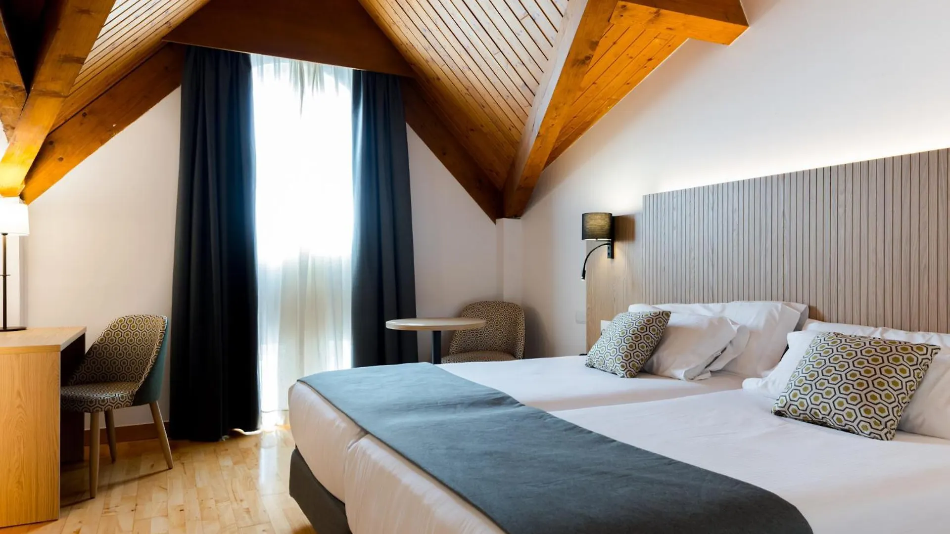 Hotel Silken Villa de La Guardia 4*,